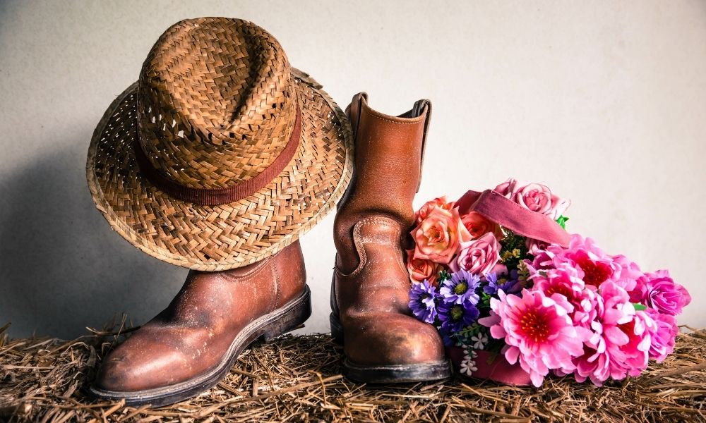 Difference Between Men's and Women's Cowboy Boots – Country View