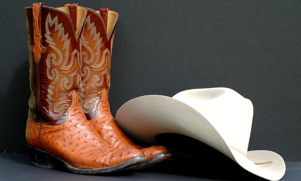 A Helpful Guide to Our Favorite Cowboy Boot Accessories