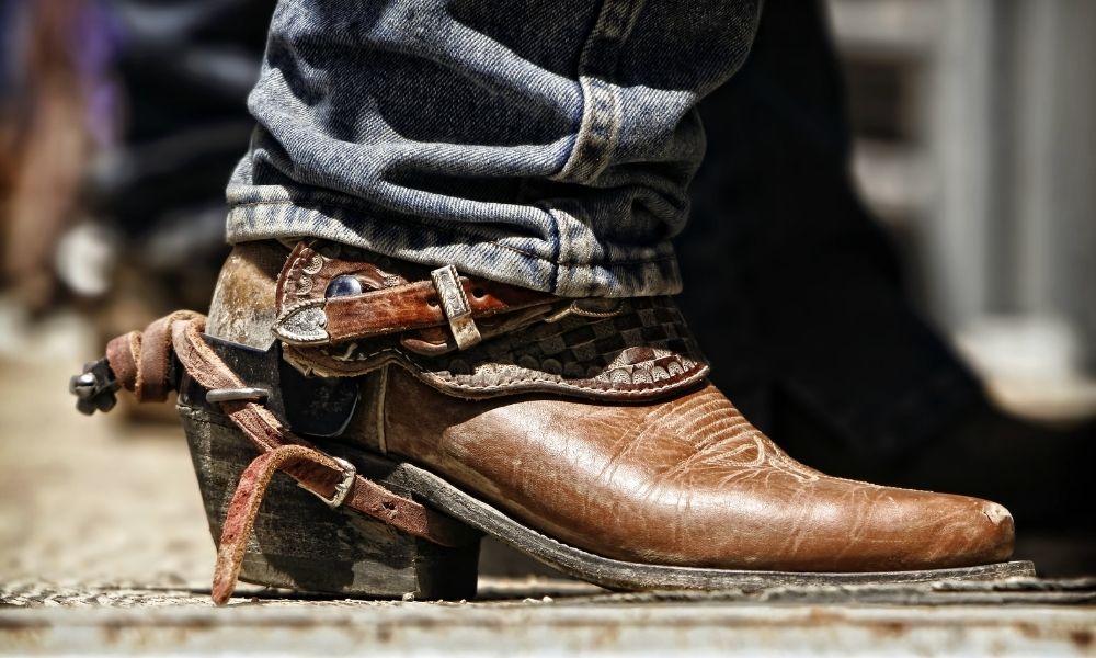 Men’s Guide: How To Wear Cowboy Boots the Right Way