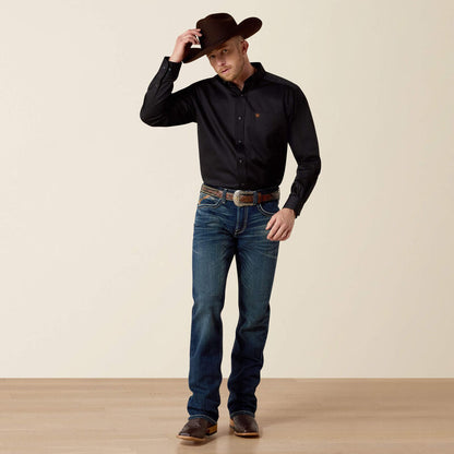 Men's Ariat Black Solid Twill Classic Fit Shirt 10000502