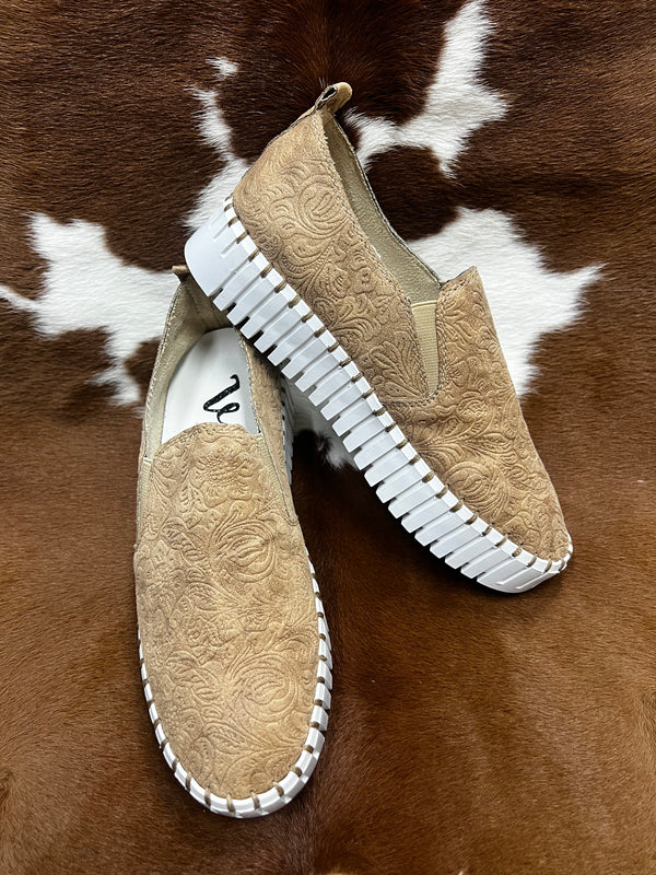 Ladies Very G MOXIE BEIGE Sneakers