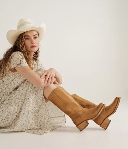 The Charlie Women's Tecovas in Camel 200600-CML