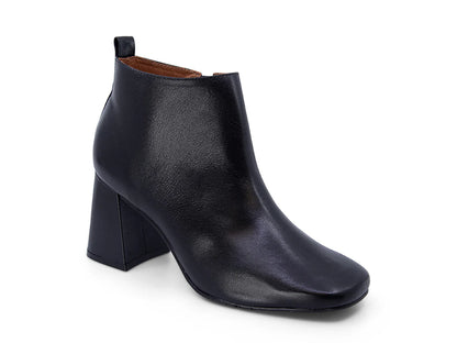 Ladies Choc Blu HILLA BLACK & HILLA BROWN Ankle Boots