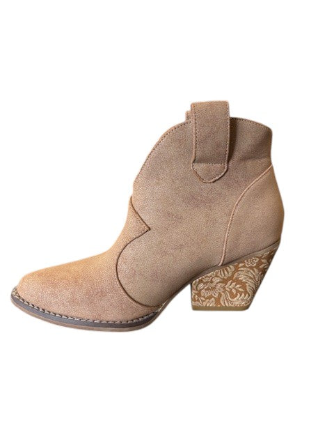 Women's Very G Dangerous 2 LT Tan Bootie