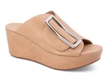 Women's Chocolat Blu Yasha Sandal in Sand Leather