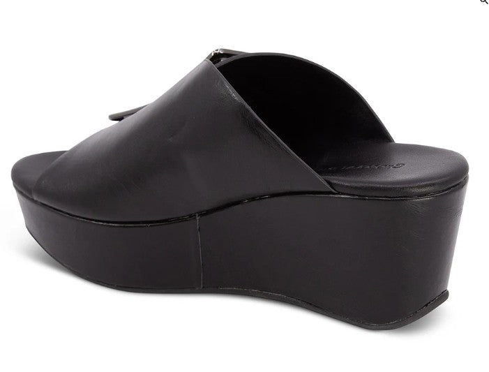 Women's Chocolat Blu Yasha Dress Sandals in Black Leather