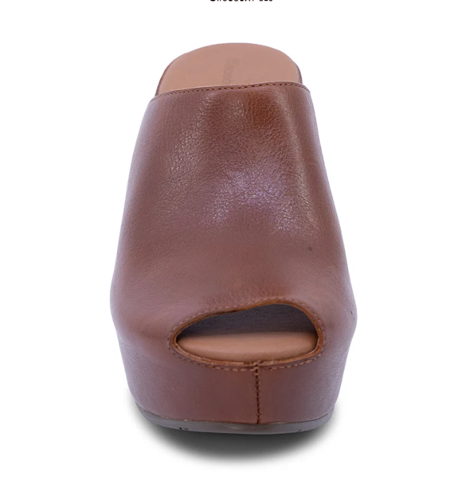 Chocolate Blu's Waan Brown
