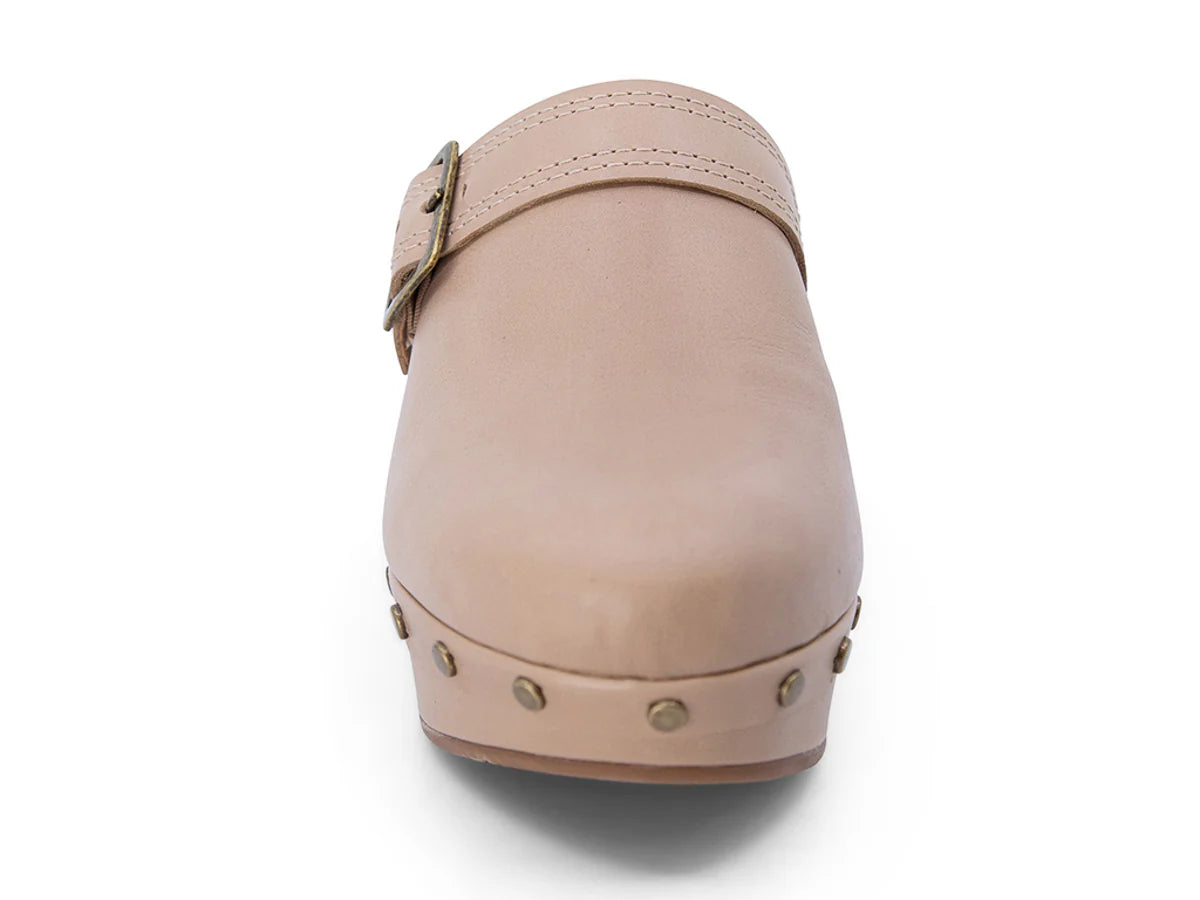 Chocolat Blu Women YOGI TAN & YOGI DK BROWN Wedge Slide